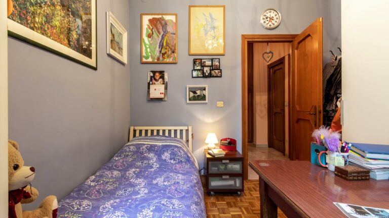 Progetto Casa 100 mq: Spazi perfetti per vivere, lavorare e sognare!