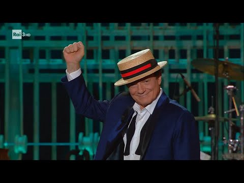 Quanto &egrave; alto Maximo Ranieri? La sorprendente altezza del divo italiano!