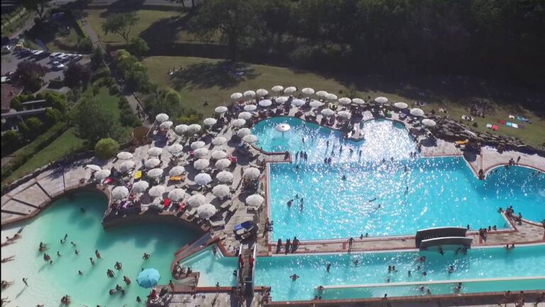 Prezzi ingresso piscina Quercegrossa: scopri l’offerta imperdibile!