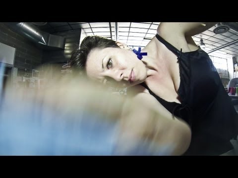 Segreto svelato: pulire il plexiglass con aceto, il metodo vincente!
