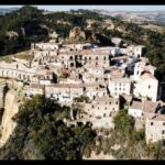 Il magico villaggio di Itaca Nausicaa: tra contrada Zolfara e fossa solfara, un mare da favola