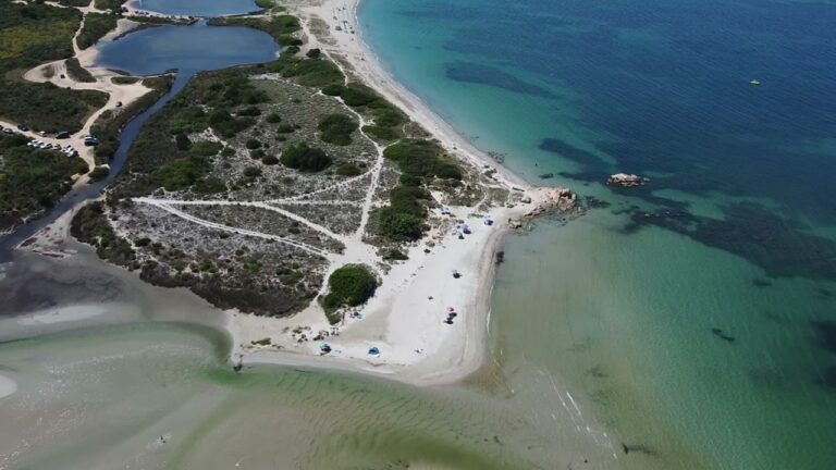 Le migliori spiagge vicino Murta Maria: un paradiso a portata di passo