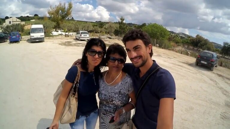 Agriturismo a Naro: Esperienze Uniche con Animali in 70 Caratteri!