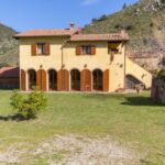 Scopri il lussuoso Residence in Corvara con Piscina: un’oasi di relax!